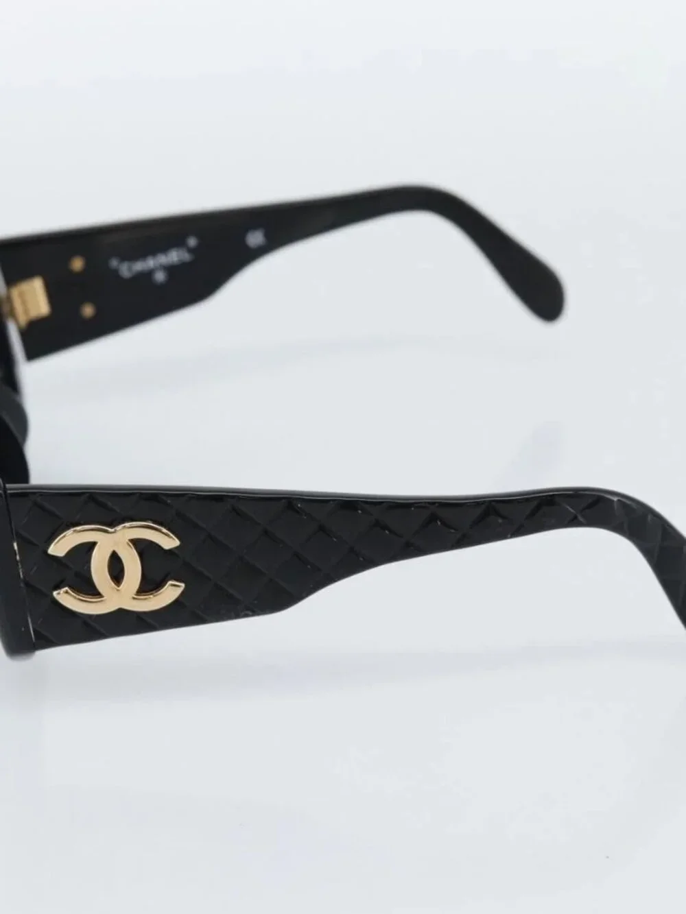 CHANEL Sunglasses Plastic Black Gold CC Auth bs35953